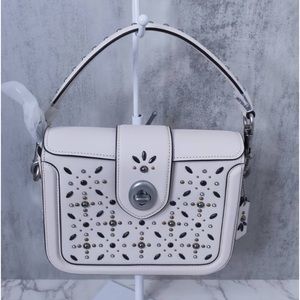 BNWT Coach 24076 Page Crossbody Prairie Rivets Glove Tanned Chalk Top Handle
